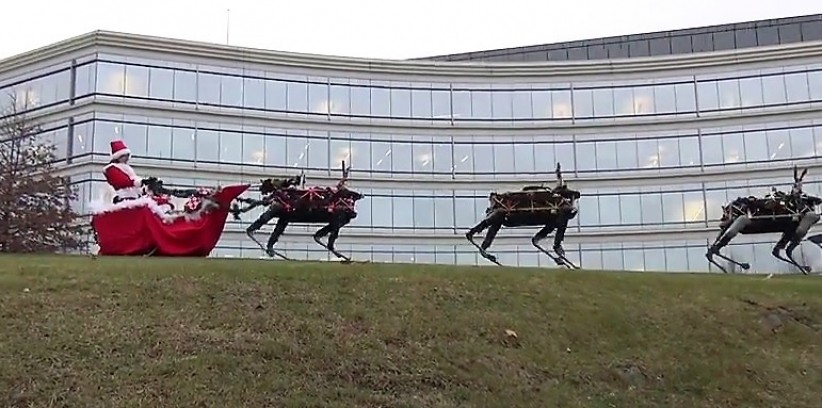 Babbo-Natale-Boston-Dynamics.jpg